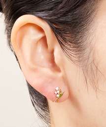 Zoule（ゾーラ）の「Zoule ゾーラ：FLOWER LETTER SERIES　flower letter　花　花言葉　バラ　スミレ　スズラン　ブルースター　イヤリング（イヤリング）」