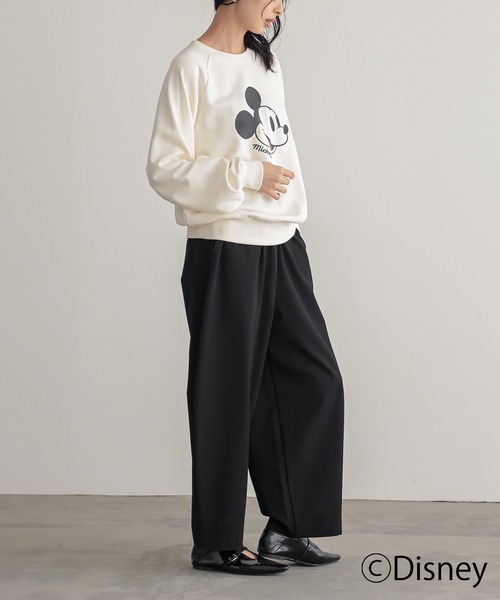 for/c(フォーシー)の「DISNEY MICKEY MOUSE / 裏毛スウェット(タイプA)【サスティナブル】(スウェット・レディース・ブラック/オフホワイト・M/L/LL)」の6枚目の写真