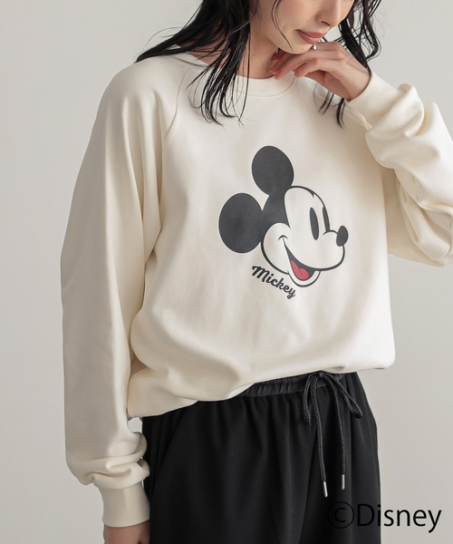 for/c(フォーシー)の「DISNEY MICKEY MOUSE / 裏毛スウェット(タイプA)【サスティナブル】(スウェット・レディース・ブラック/オフホワイト・M/L/LL)」の4枚目の写真