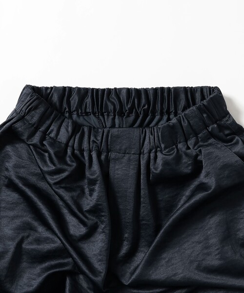 B:MING by BEAMS(ビーミングバイビームス)の「サテン カーゴ パンツ(S~M)(カーゴパンツ・レディース・レッド系その他3/オリーブ/ネイビー・SMALL/MEDIUM)」の18枚目の写真