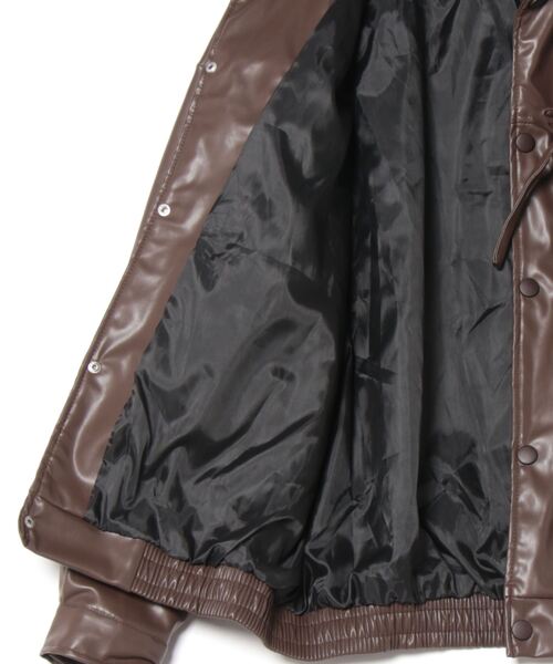 Achic（アシック）の「ブラウンリボンレザージャケット（テーラードジャケット・レディース・ブラウン・M）」の11枚目の写真