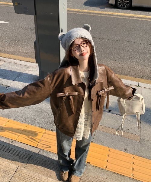 Achic（アシック）の「ブラウンリボンレザージャケット（テーラードジャケット・レディース・ブラウン・M）」の7枚目の写真