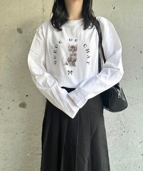 merrylatte(メリーラテ)の「CATデザインロングTシャツ(Tシャツ/カットソー・レディース・ホワイト・MEDIUM)」の1枚目の写真