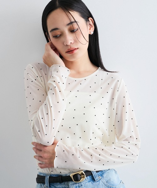 VIS(ビス)の「シアードット&リボン柄プルオーバー(Tシャツ/カットソー・レディース・オフホワイト/ブラック系その他・FREE)」の2枚目の写真