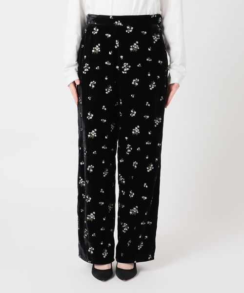 Spick & Span（スピックアンドスパン）の「ブーケエンブロイダリーストレートパンツ（スラックス・レディース・アイボリー/ブラック・38/36）」の16枚目の写真
