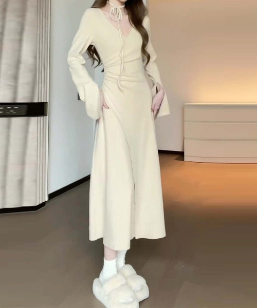 Jasmine Grandiflorum(ジャスミングランディフローラム)の「【Jasmine】アシメトリーデザインギャザーワンピース(ワンピース・レディース・ブラック/ベージュ・FREE)」の19枚目の写真