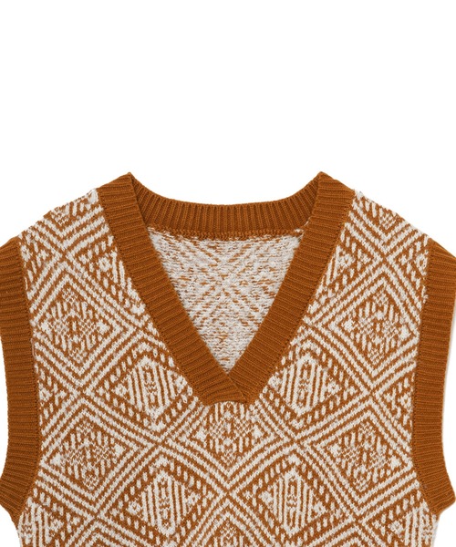 AMERICAN RAG CIE（アメリカンラグシー）の「【ARC】深Vネックベスト（ベスト・レディース・アイボリー/ベージュ・FREE）」の4枚目の写真