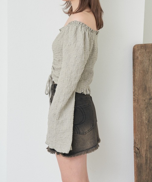 RAY CASSIN（レイカズン）の「ドロストシャーリングトップス /　ブラウス（シャツ/ブラウス・レディース・ミント/アイボリー/ホワイト系その他2・FREE）」の22枚目の写真