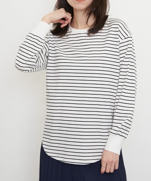 ikka（イッカ）の「コットンUSA裾ラウンドロンT（Tシャツ/カットソー・レディース・ダークベージュ/その他1/オフホワイト/チャコールグレー・S/M/L）」の4枚目の写真