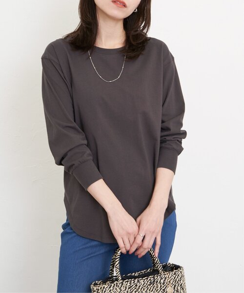 ikka（イッカ）の「コットンUSA裾ラウンドロンT（Tシャツ/カットソー・レディース・ダークベージュ/その他1/オフホワイト/チャコールグレー・S/M/L）」の2枚目の写真