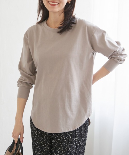 ikka（イッカ）の「コットンUSA裾ラウンドロンT（Tシャツ/カットソー・レディース・ダークベージュ/その他1/オフホワイト/チャコールグレー・S/M/L）」の3枚目の写真