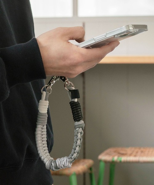 HIGHTIDE(ハイタイド)の「A SCENE Design paracord Strap エーシーン デザイン パラコード ハンドストラップ ロープ カラビナ付き スマホ 携帯電話 全機種対応(スマホグッズ・レディース・ブラック/ブルー/シルバー/イエロー/その他1・FREE)」の15枚目の写真