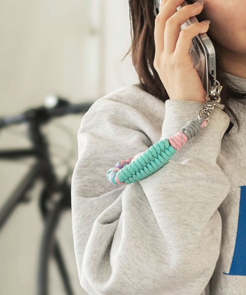 HIGHTIDE(ハイタイド)の「A SCENE Design paracord Strap エーシーン デザイン パラコード ハンドストラップ ロープ カラビナ付き スマホ 携帯電話 全機種対応(スマホグッズ・レディース・ブラック/ブルー/シルバー/イエロー/その他1・FREE)」の20枚目の写真