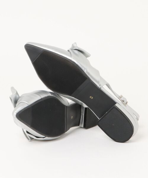 sesenta（セセンタ）の「【sesenta】ビックリボンストラップパンプス（パンプス・レディース・ブラック/シルバー・LL/S/M/L）」の4枚目の写真