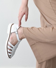 PASCUCCI（パスクッチ）｜サンダル一覧 - WEAR