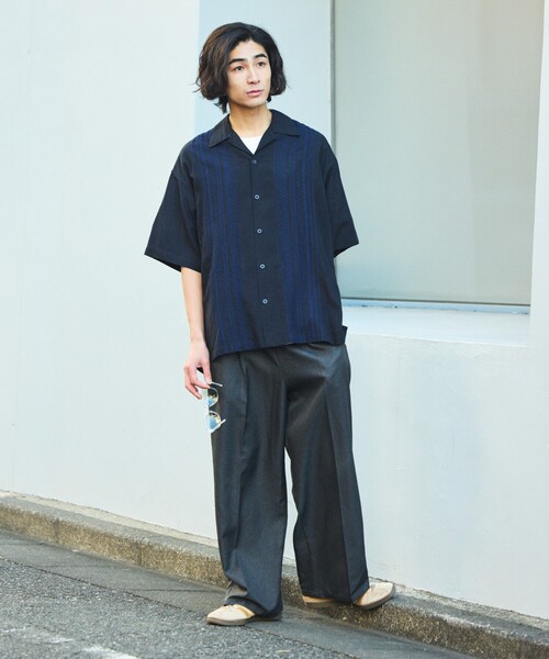 FREAK'S STORE（フリークスストア）の「限定展開 Relax Fit リラックスフィット リネンレーヨン デザイン刺繍 キューバシャツ（シャツ/ブラウス・メンズ・ブラック/ネイビー/チャコールグレー/ブラウン・SMALL/LARGE/MEDIUM）」の9枚目の写真