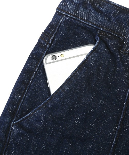 LUXSTYLE(ラグスタイル)の「ストレッチ センタープレス フレア デニム パンツ(デニムパンツ・レディース・ブルー/インディゴブルー/ブルー系その他・S/M/L)」の21枚目の写真