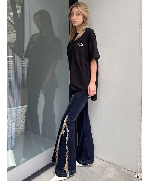 GYDA（ジェイダ）の「Mickey Mouse / バックプリントBIG Tシャツ（Tシャツ/カットソー・レディース・スカイブルー/ブラック/オフホワイト・FREE）」の9枚目の写真