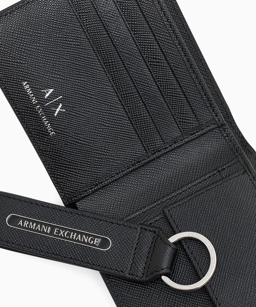 ARMANI EXCHANGE(アルマーニエクスチェンジ)の「【A|X アルマーニ エクスチェンジ】<オンライン限定>AXロゴ サフィアーノフィニッシュレザー 二つ折り財布&キーリングセット(財布・メンズ・ブラック・FREE)」の4枚目の写真