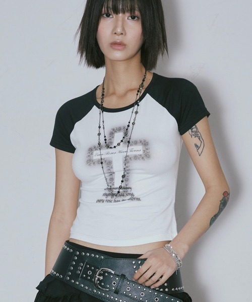 A'GEM/9 × .kom 『NIIER NOR/ニーアノア』 CROSS ROSE RAGLAN