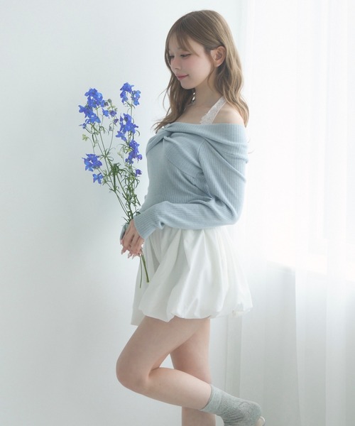 THETIS ホワイトオフショルダーリボントップス セール】オフショルダーリボンニットトップス（ニット/セーター