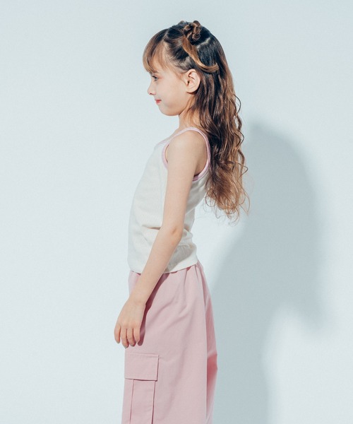 URBAN CHERRY(アーバンチェリー)の「【快適さらリブ素材】ハートプリント配色パイピングキャミソール(キャミソール・キッズ・ピンク/アイボリー/ブラック/ブルー・110cm/120cm/130cm/140cm/150cm)」の20枚目の写真