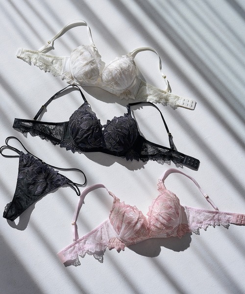 イノセンス ホットリフトブラ（B～Dカップ）（ブラジャー