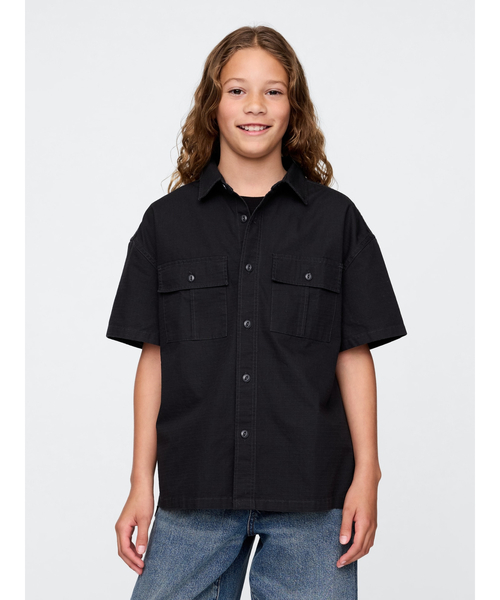 GAP（ギャップ）の「リップストップ ユーティリティシャツ (キッズ)（シャツ/ブラウス・キッズ・グリーン/ブラック・110cm/120cm/130cm/140cm/150cm/160cm）」の2枚目の写真
