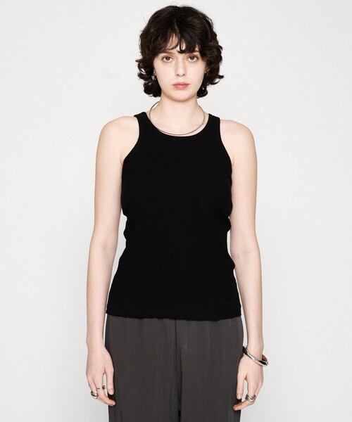 cloenc（クロエンス）の「【カップ付き】リブテレコタンクトップ（タンクトップ・レディース・ナチュラル/ブラック/ホワイト・02）」の2枚目の写真