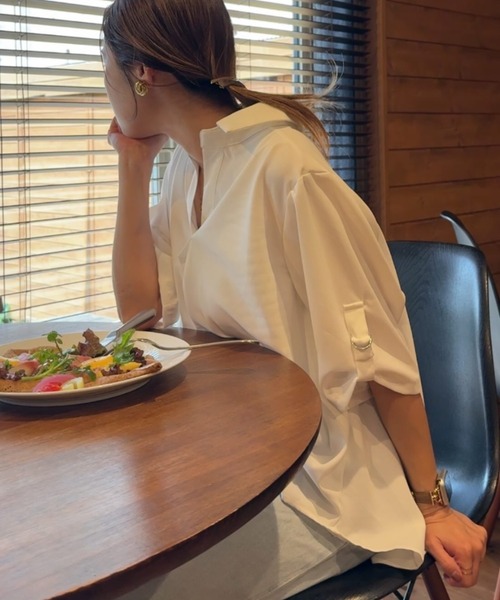Belle Cie（ベルシー）の「抜け感プラスでオトナな スキッパー チュニック シャツ（チュニック・レディース・レッド/ネイビー/ブラック/ホワイト/マスタード/ピンク・FREE）」の16枚目の写真