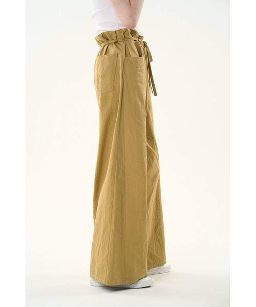 DISCOVERED(ディスカバード)の「WRINKLE RAMPONI STUDS PANTS(チノパンツ・メンズ・ベージュ/ブラック・LARGE/SMALL)」の5枚目の写真