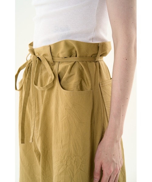 DISCOVERED(ディスカバード)の「WRINKLE RAMPONI STUDS PANTS(チノパンツ・メンズ・ベージュ/ブラック・LARGE/SMALL)」の8枚目の写真