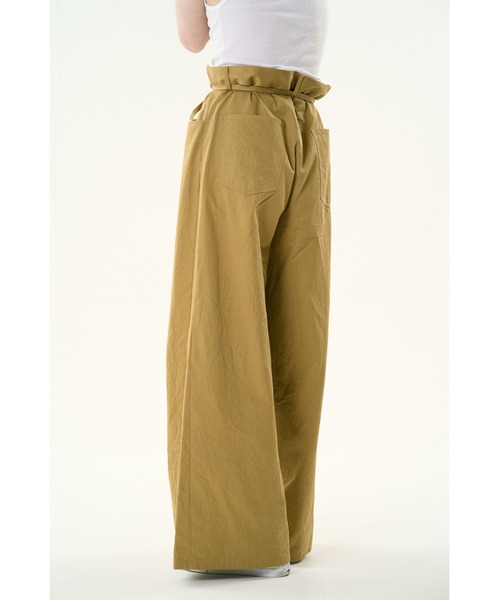 DISCOVERED(ディスカバード)の「WRINKLE RAMPONI STUDS PANTS(チノパンツ・メンズ・ベージュ/ブラック・LARGE/SMALL)」の6枚目の写真