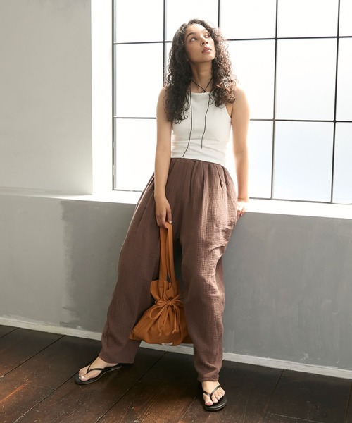 Stroove(ストルーヴ)の「American sleeve camisole with cups / 水陸両用 カップ付き アメリカンスリーブ キャミソール(キャミソール・レディース・オフホワイト/ブラウン/ブラック系・FREE)」の6枚目の写真