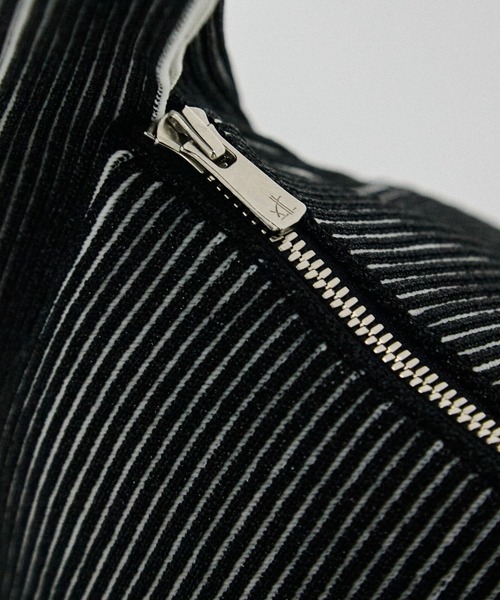 LASTFRAME(ラストフレーム)の「【LASTFRAME/ラストフレーム】KYOTO METALLIC HANAKAGO BAG/ハンドバッグ(トートバッグ・レディース・シルバー/グレー/ブラック・FREE)」の11枚目の写真