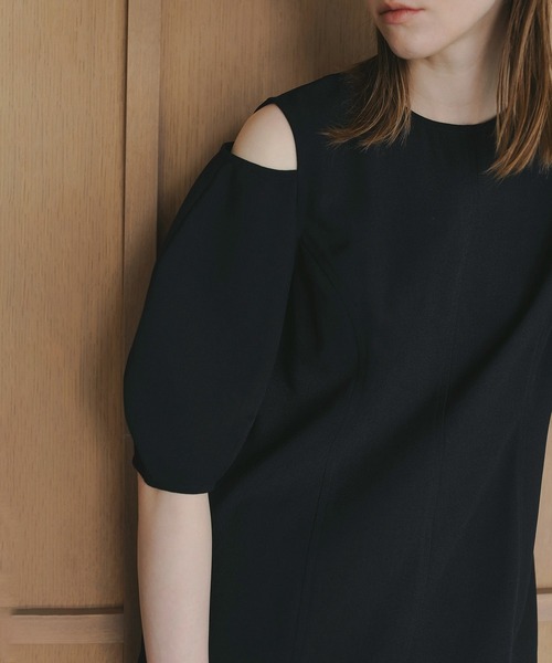 MANOF　シースルーレイヤードトップス　黒　マノフ　カットソー　Tシャツ MANOF マノフ “”SHEER NECK CUT TOPS シアーネックカット