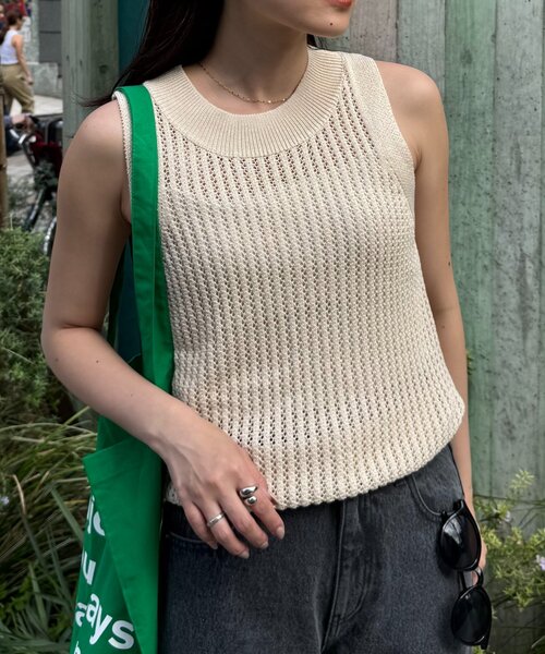 WILLOW（ウィロー）の「【willow】透かし編みタンクニット（Tシャツ/カットソー・レディース・アイボリー/ブラック・ONE SIZE）」の16枚目の写真