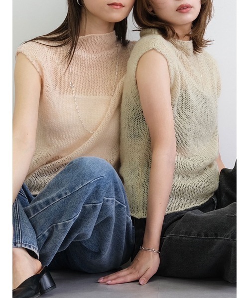Reurie'（レウリィ）の「オリジナルエアリーシアーニット／original airy sheer knit フレンチスリーブ ノースリーブ シンプル ミニマル きれいめ カジュアル モード 透け感 サマーニット（ニット/セーター・レディース・チャコール/ベージュ/ピンク・FREE）」の5枚目の写真