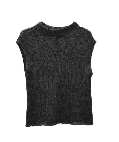 Reurie'（レウリィ）の「オリジナルエアリーシアーニット／original airy sheer knit フレンチスリーブ ノースリーブ シンプル ミニマル きれいめ カジュアル モード 透け感 サマーニット（ニット/セーター・レディース・チャコール/ベージュ/ピンク・FREE）」の11枚目の写真