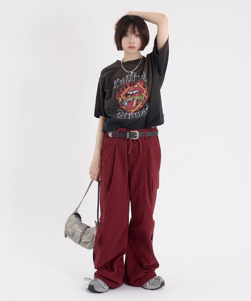 Perushu（ペルーシュ）の「OFFICIAL GRAPHIC ASSORT TEE オフィシャルグラフィックアソートTシャツ（Tシャツ/カットソー・メンズ・ネイビー/レッド/ホワイト系/ブラック/ブラック系/ホワイト/ブラウン・LARGE/MEDIUM/SMALL）」の22枚目の写真