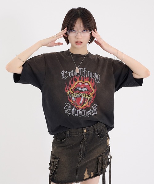 Perushu（ペルーシュ）の「OFFICIAL GRAPHIC ASSORT TEE オフィシャルグラフィックアソートTシャツ（Tシャツ/カットソー・メンズ・ネイビー/レッド/ホワイト系/ブラック/ブラック系/ホワイト/ブラウン・LARGE/MEDIUM/SMALL）」の17枚目の写真