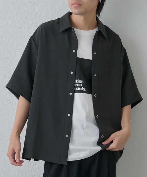 COLONY 2139（コロニートゥーワンスリーナイン）の「WFACEワッシャー半袖シャツ（シャツ/ブラウス・メンズ・ネイビー/チャコールグレー・MEDIUM/LARGE）」の2枚目の写真