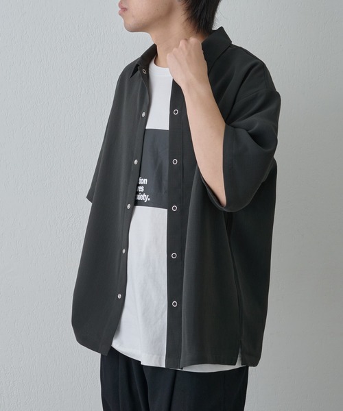 COLONY 2139（コロニートゥーワンスリーナイン）の「WFACEワッシャー半袖シャツ（シャツ/ブラウス・メンズ・ネイビー/チャコールグレー・MEDIUM/LARGE）」の4枚目の写真