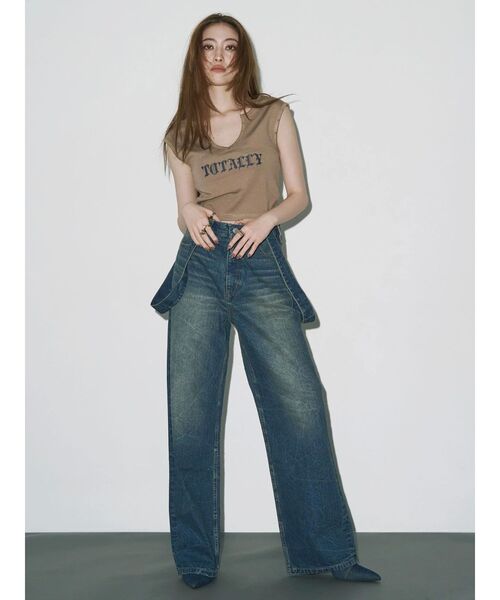 EVRIS（エヴリス）の「2WAYサロペットワイドデニムパンツ（デニムパンツ・レディース・ブラック/インディゴブルー・SMALL/MEDIUM）」の6枚目の写真