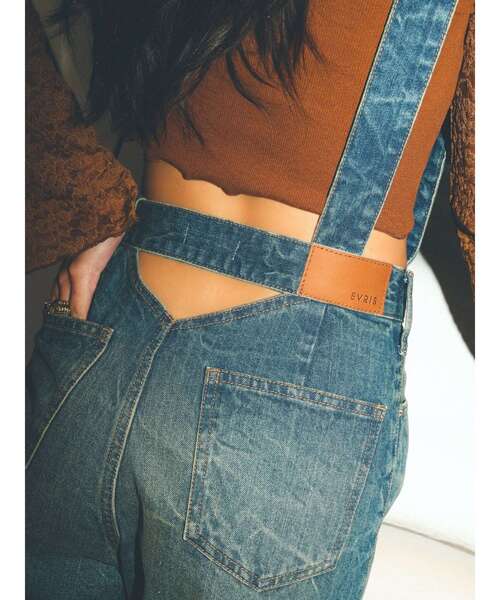 EVRIS（エヴリス）の「2WAYサロペットワイドデニムパンツ（デニムパンツ・レディース・ブラック/インディゴブルー・SMALL/MEDIUM）」の21枚目の写真