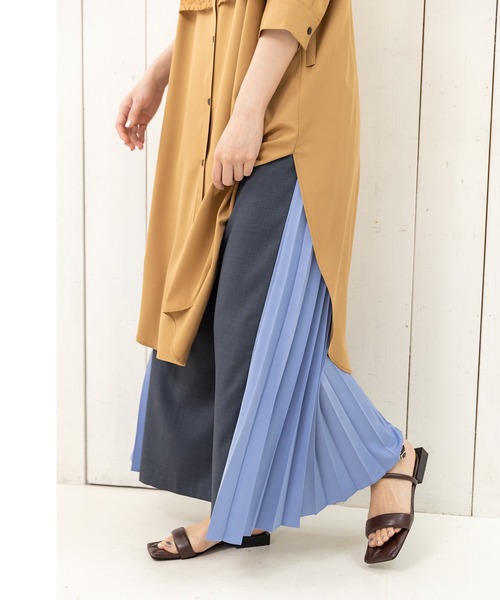 OSMOSIS(オズモーシス)の「プリーツ切替パンツ(その他パンツ・レディース・ライトベージュ/グレー/ブラック・ONE SIZE)」の2枚目の写真