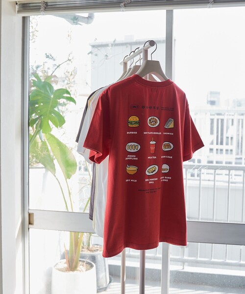 coen（コーエン）の「【Joanieコラボ】 台湾屋台プリントTシャツ（Tシャツ/カットソー・レディース・オフホワイト/ダークグレー/レッド/クリーム・XL/L/M）」の4枚目の写真