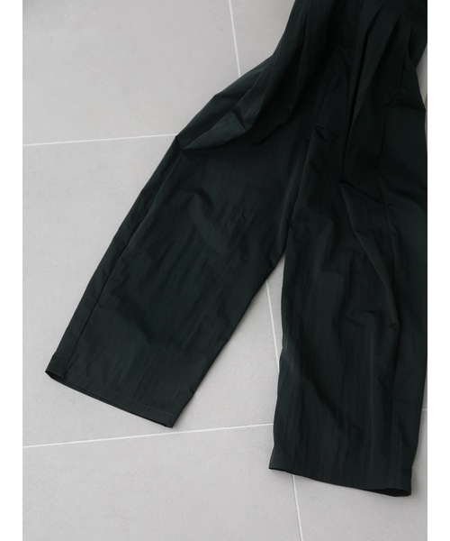 Katrin TOKYO(カトリーントーキョー)の「back open jumpsuit(つなぎ/オールインワン・レディース・ダークグリーン/ピンク/ベージュ系・S/M/XS/S-Short)」の12枚目の写真
