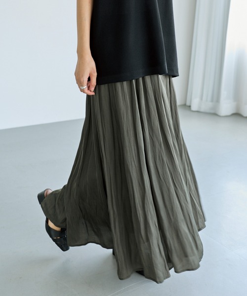 セール】ビンテージサテンフレアスカート（スカート）｜LAVEANGE（ラビ