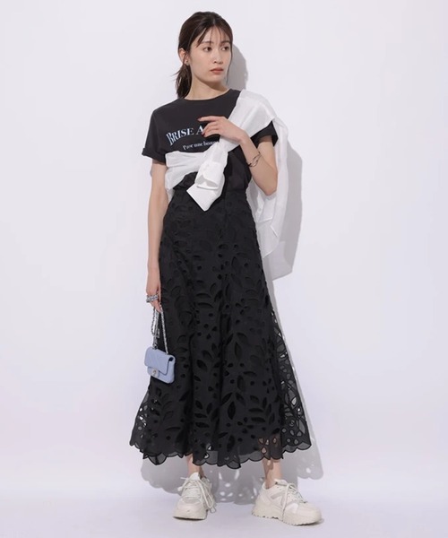 Mystrada - 新品タグ付き 今季 マイストラーダ ロゴTシャツ 白 Sサイズ 半袖Tシャツ 𝐌𝐲𝐬𝐭𝐫𝐚𝐝𝐚 𝐍𝐄𝐖 𝐖𝐄𝐁𝐀𝐋𝐁𝐔𝐌🌼 古畑星夏さん着用